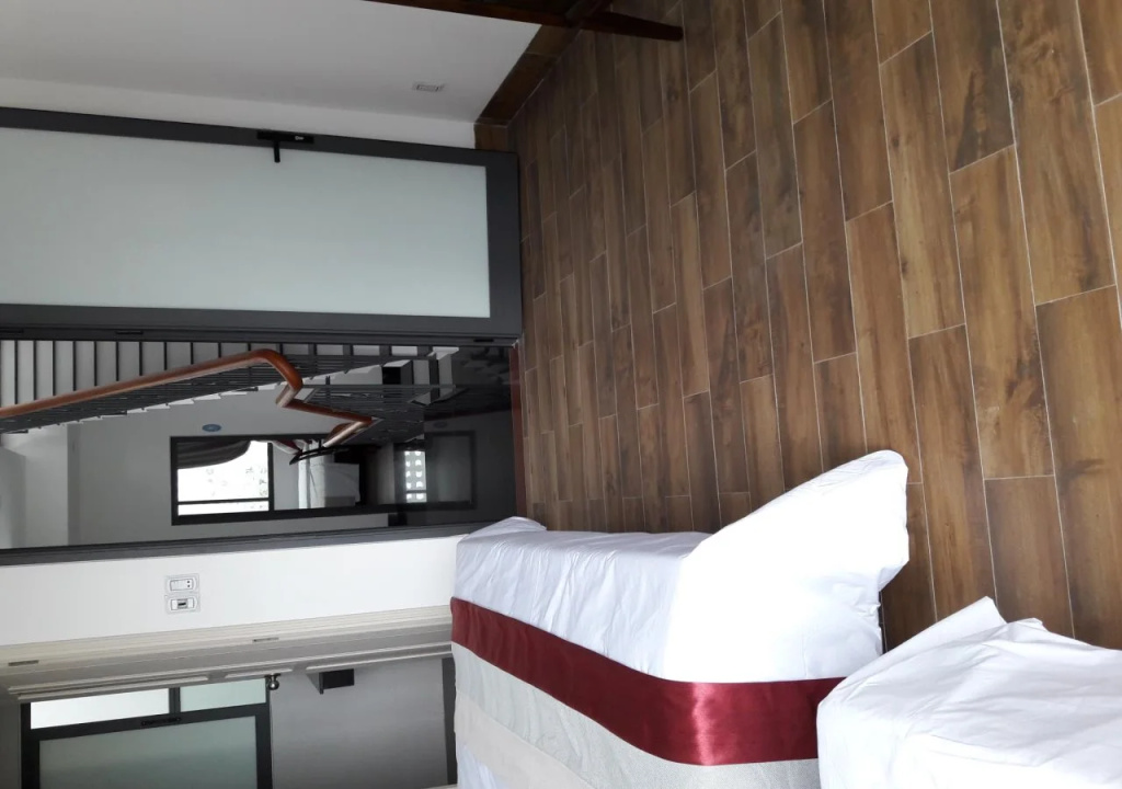 Sandy Hotel & Apartment