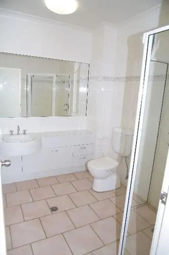 Dolphin Court 2, 1 Gowing Street