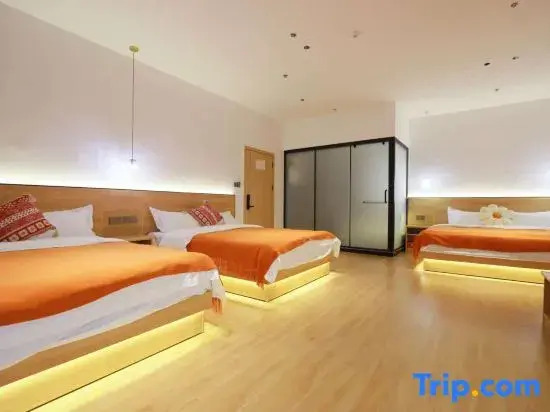 Linsen Yishe Boutique Homestay (Fenghuang Ancient Town)