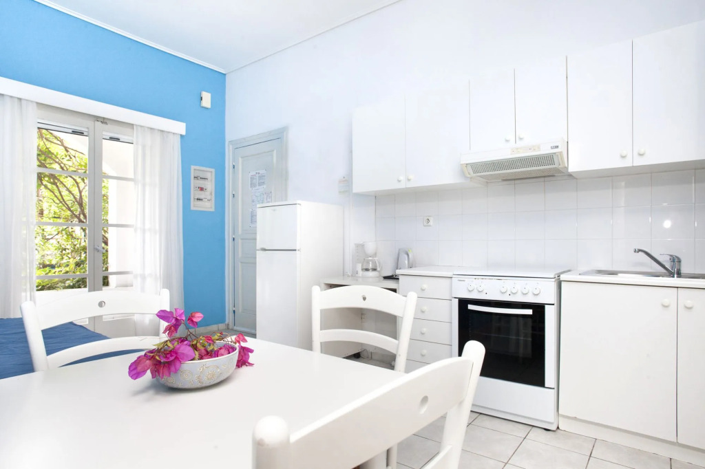Daphne's Club Hotel Apartments
