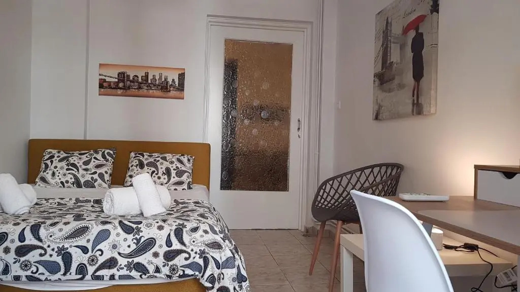 Palette Apartment Chocolate - Athens Center, 6 Bd, 3 Bath