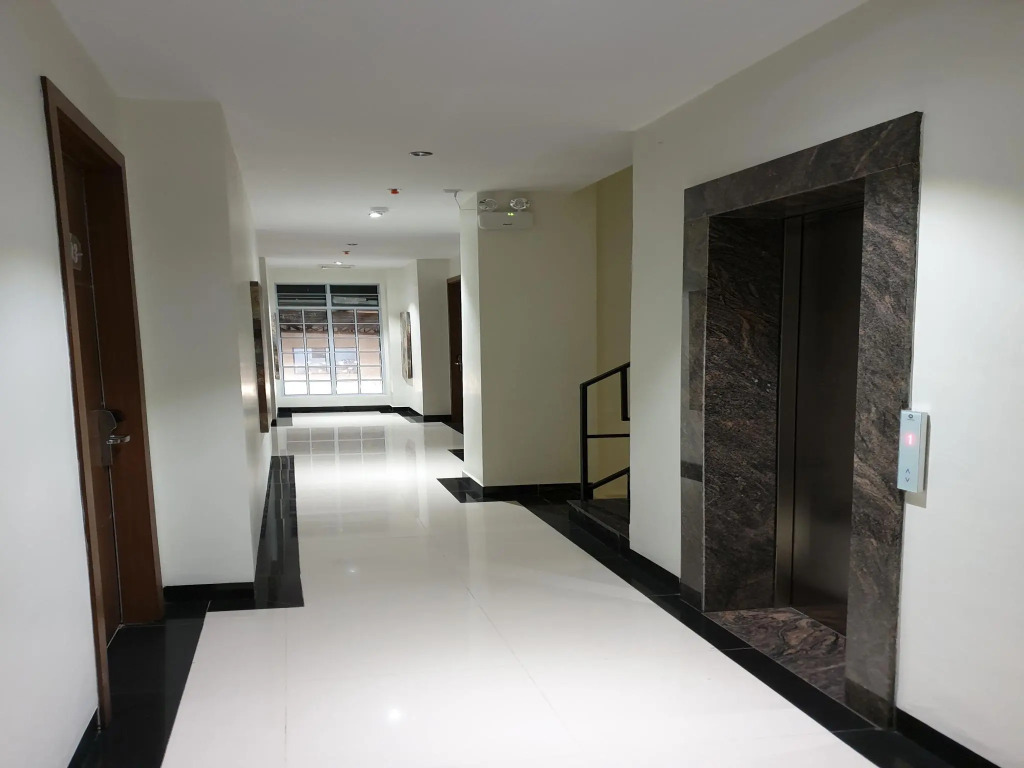 Blitz Hotel Batam Centre