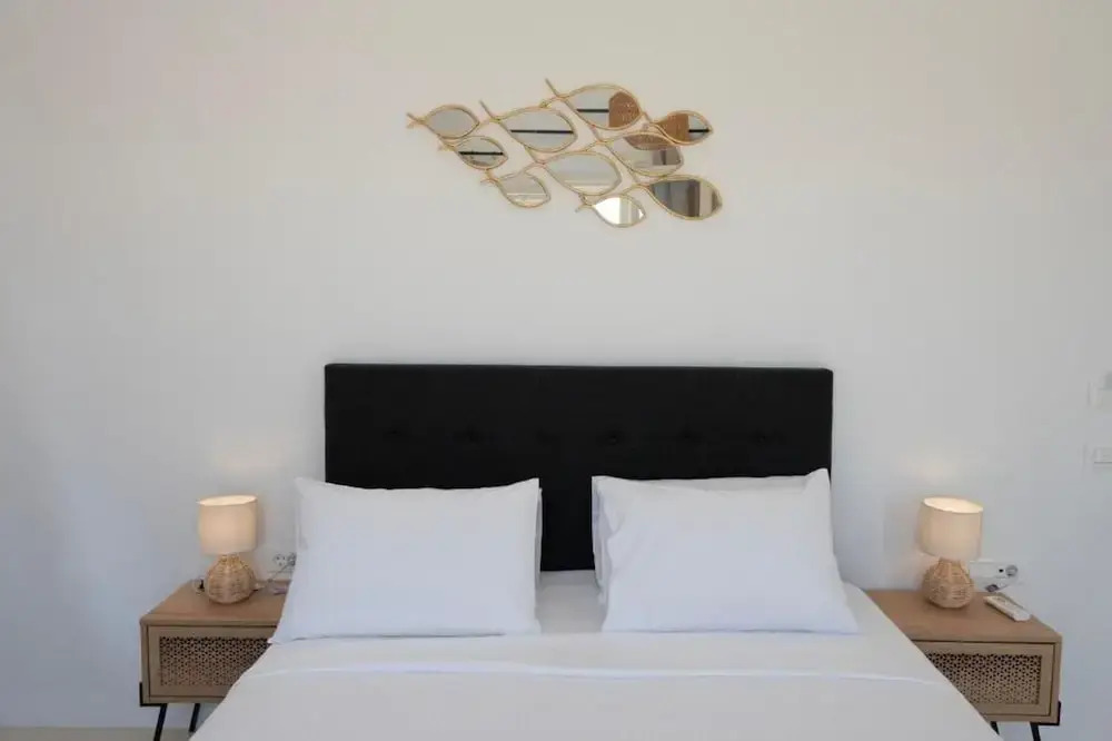 Adyton Luxury Suites Mykonos Poolside Luxury