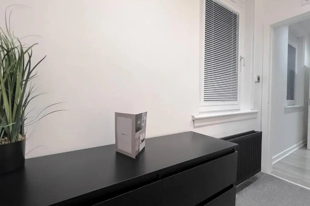 Stunning Luxury Apartment Near Motherwell