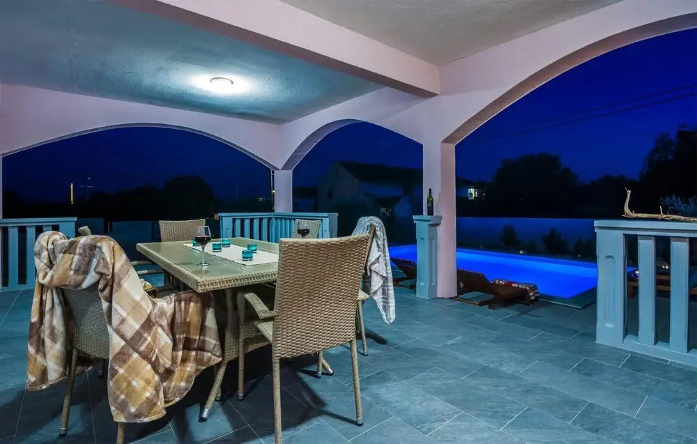 Stunning Home in Benkovac With Wifi, 3 Bedrooms and Outdoor Swimming Pool