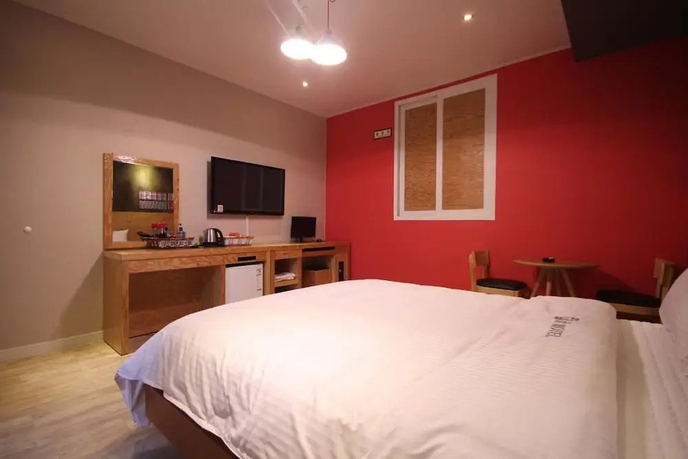 Gimhae Jangyu Check Hotel