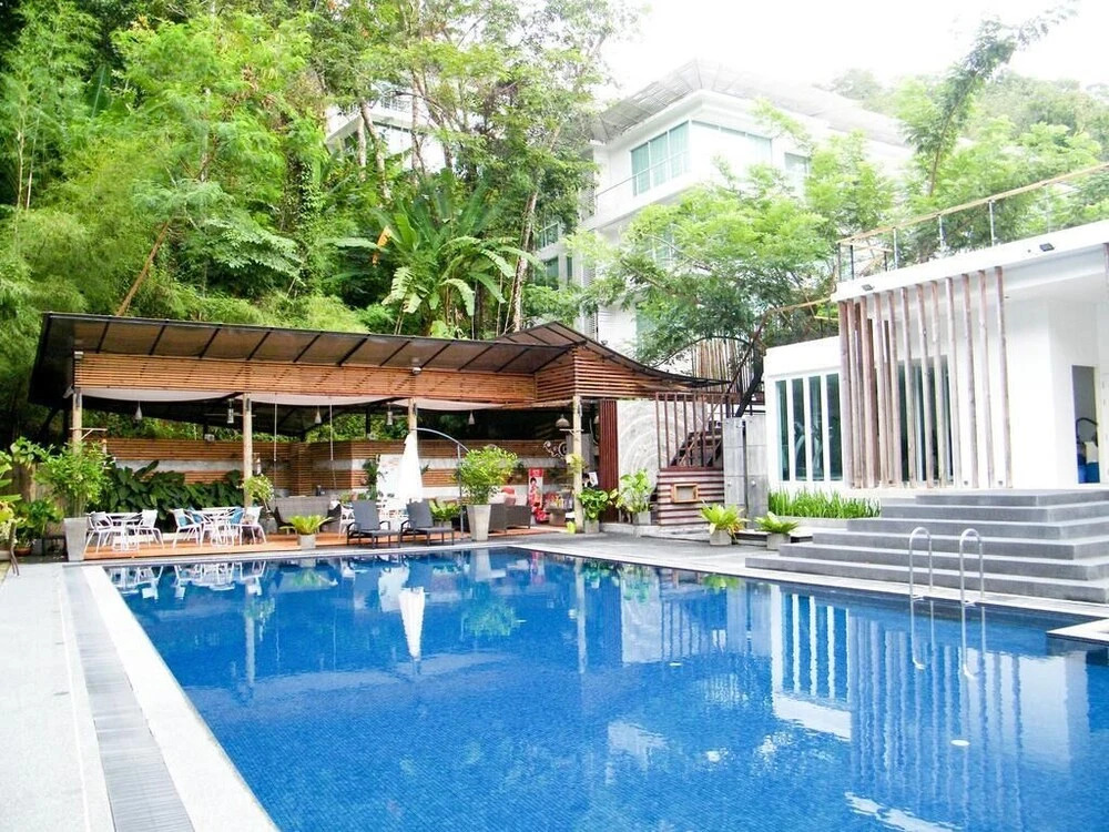 The Trees Club Apartment