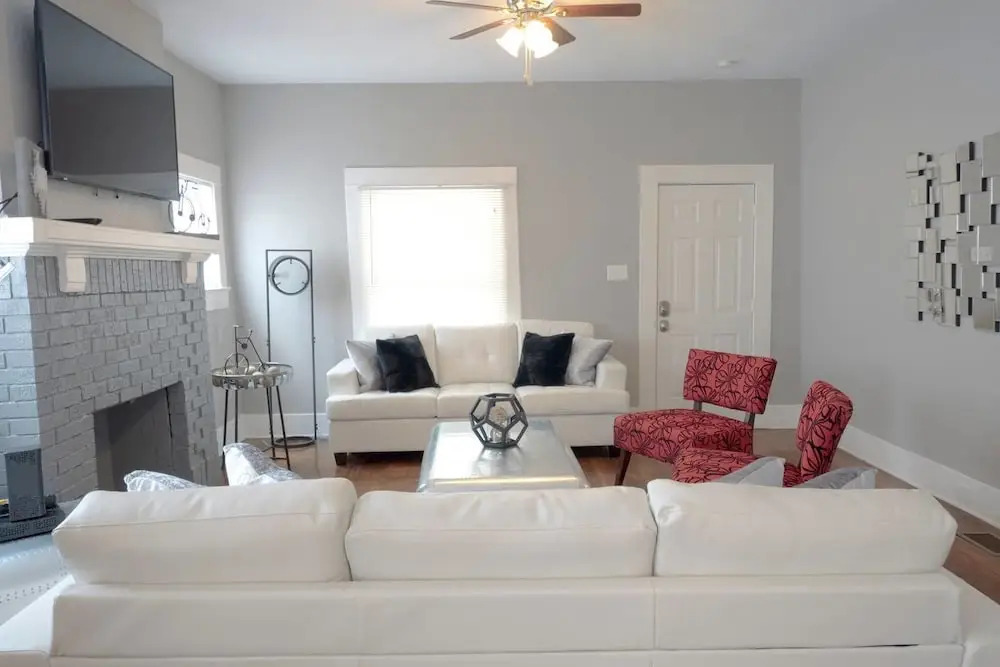 Dreamy Homes at San Antone 4 Apts, Sleeps 19!
