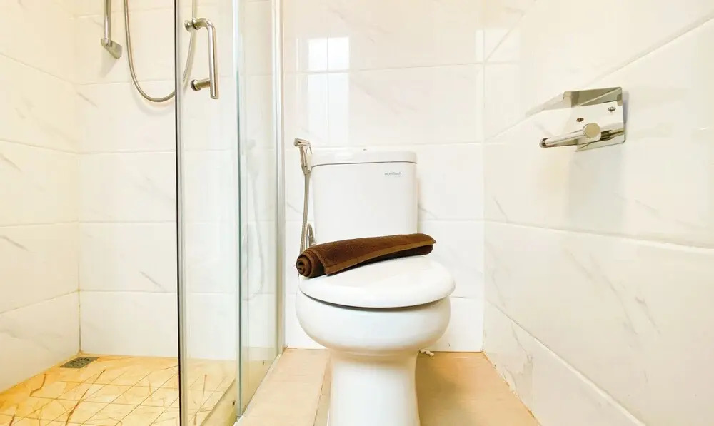 Luxury 2Br With Working Room At Sky House Bsd Apartment