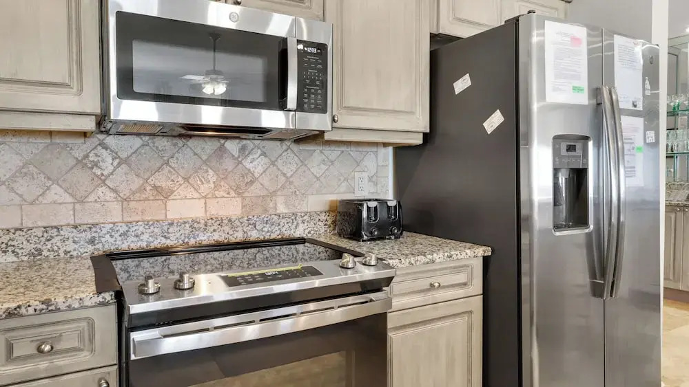 Legacy 303: Beachfront Retreat on 30a!