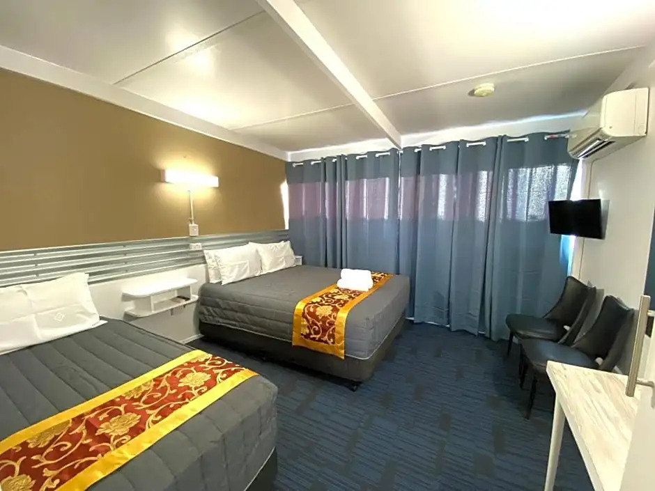 Mid Valley Motel