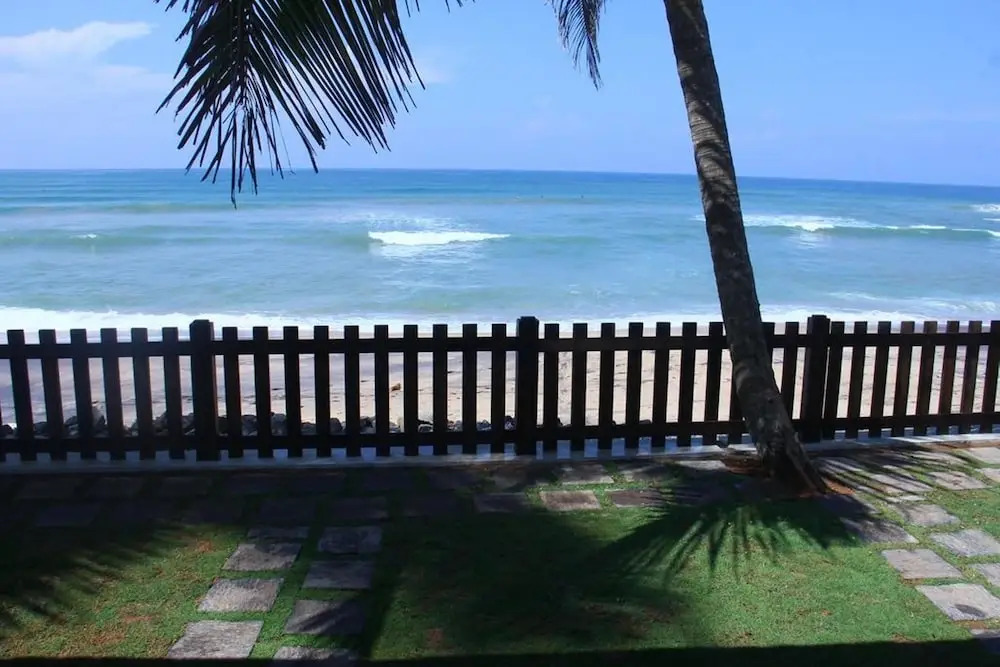 Love Birds Beach Hotel