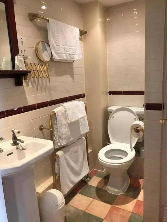 Wheatsheaf Inn