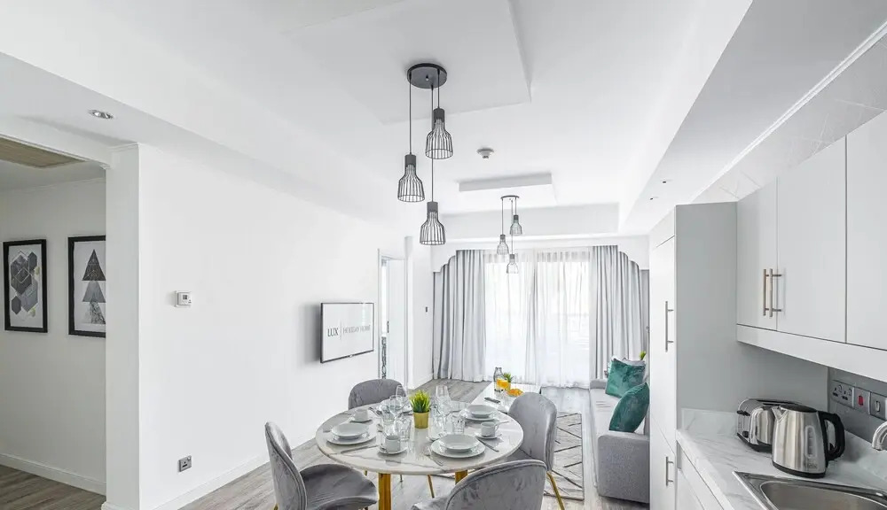 LUX Holiday Home - IBN Residence 1