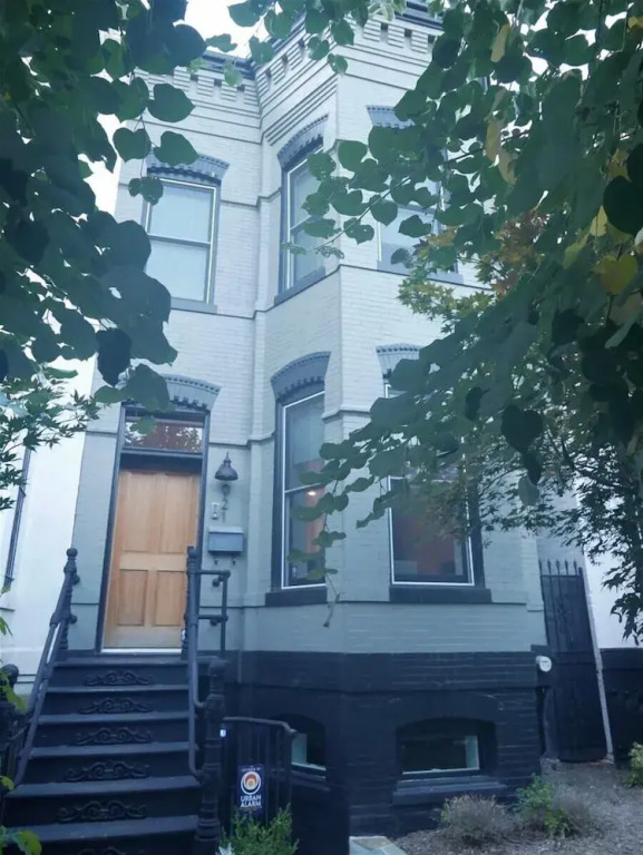 Slumber in Sophistication in Shaw-pkg