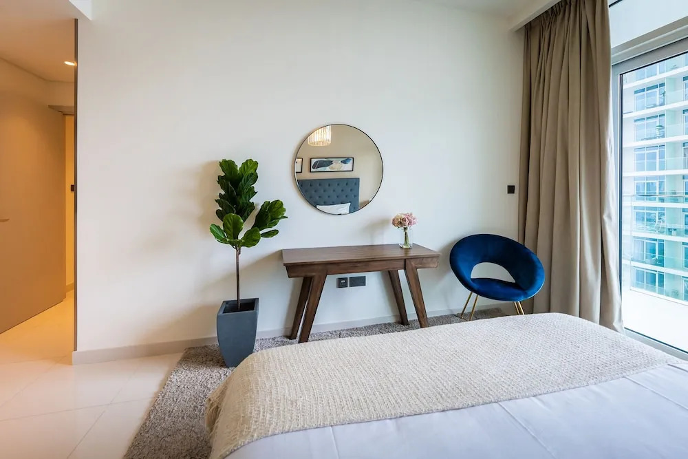 Glamorous 3BR with Marina view