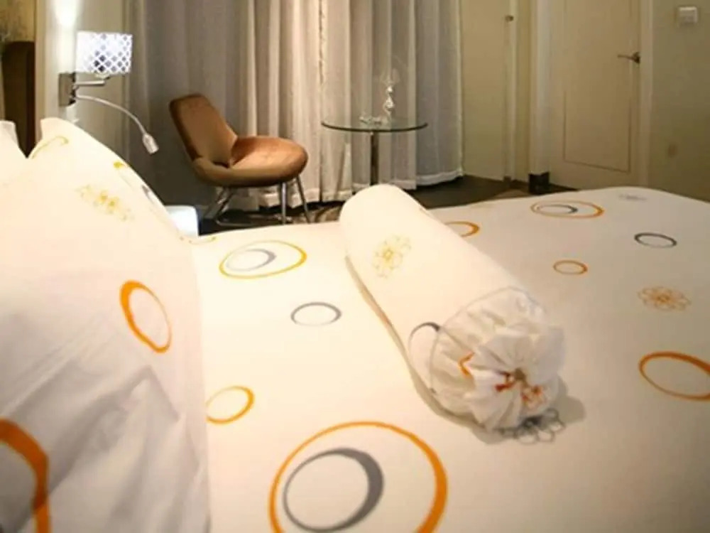 ZongGuan Branch EESIR Hotel