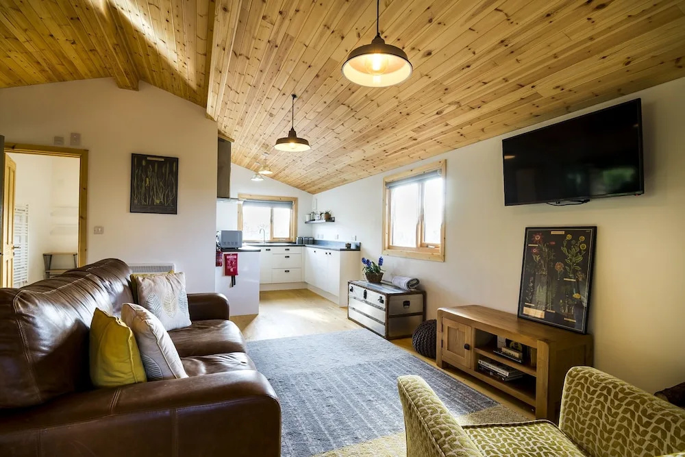 Laurel Lodge - Log Cabin - St Florence