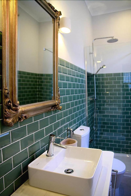 Oryza Guest House& Suites