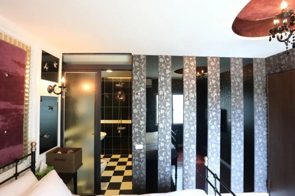 E Moh Hotel
