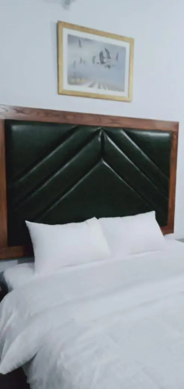 Homewood Suites Family Guest House & Apartments