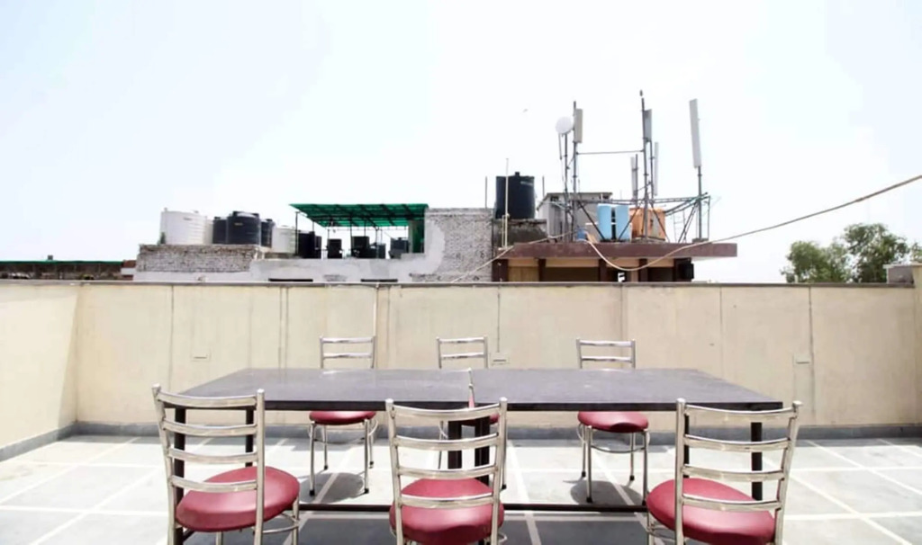 Hotel Krishna Plaza -Near Connaught Place and New Delhi Railway Station BY M S Hospitality