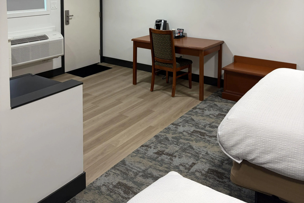 Travelodge by Wyndham Langley