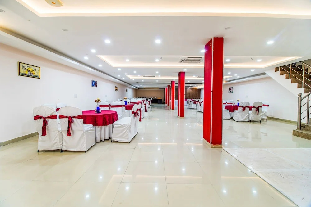 FabHotel Benz