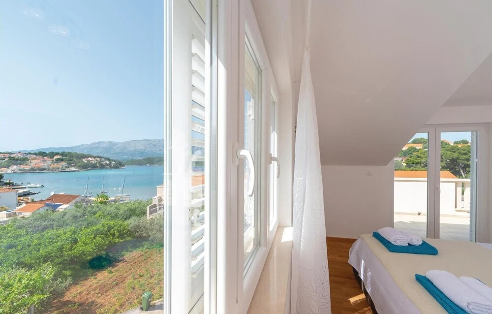 Stunning Home in Lumbarda With Wifi and 3 Bedrooms