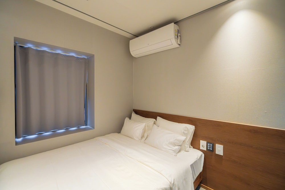 The Square Hostel Jongno