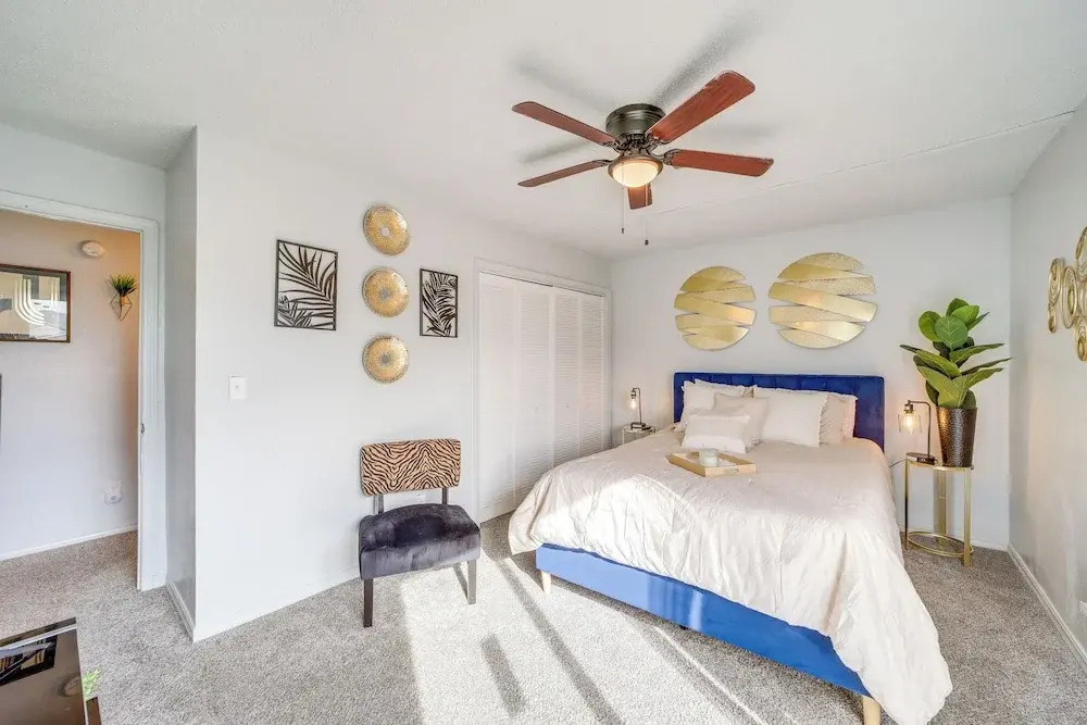 5 Mi to Route 66 Fun! Tulsa Towhome w/ Game Room