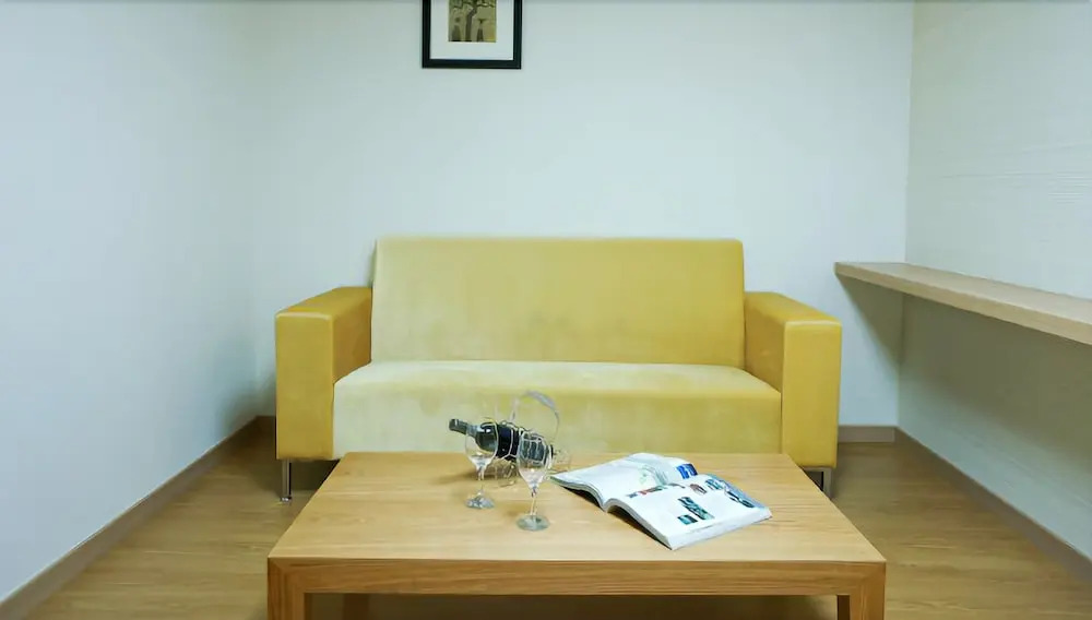 Residence Yegreen House