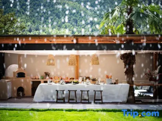Shanyueji MOONHILL Design Guesthouse