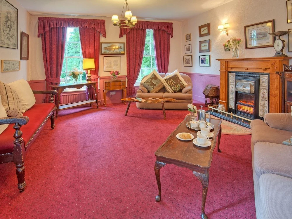 Tankerville Arms Hotel