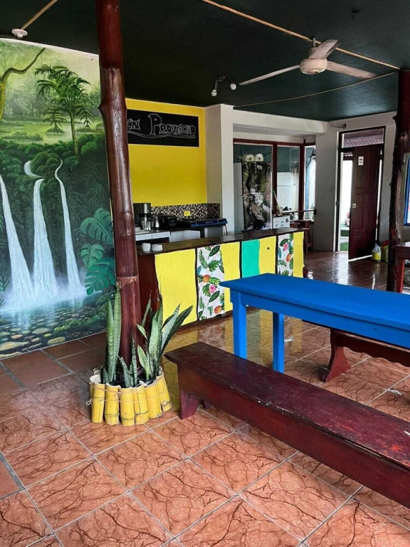 Pura Vida Hostel Manuel Antonio