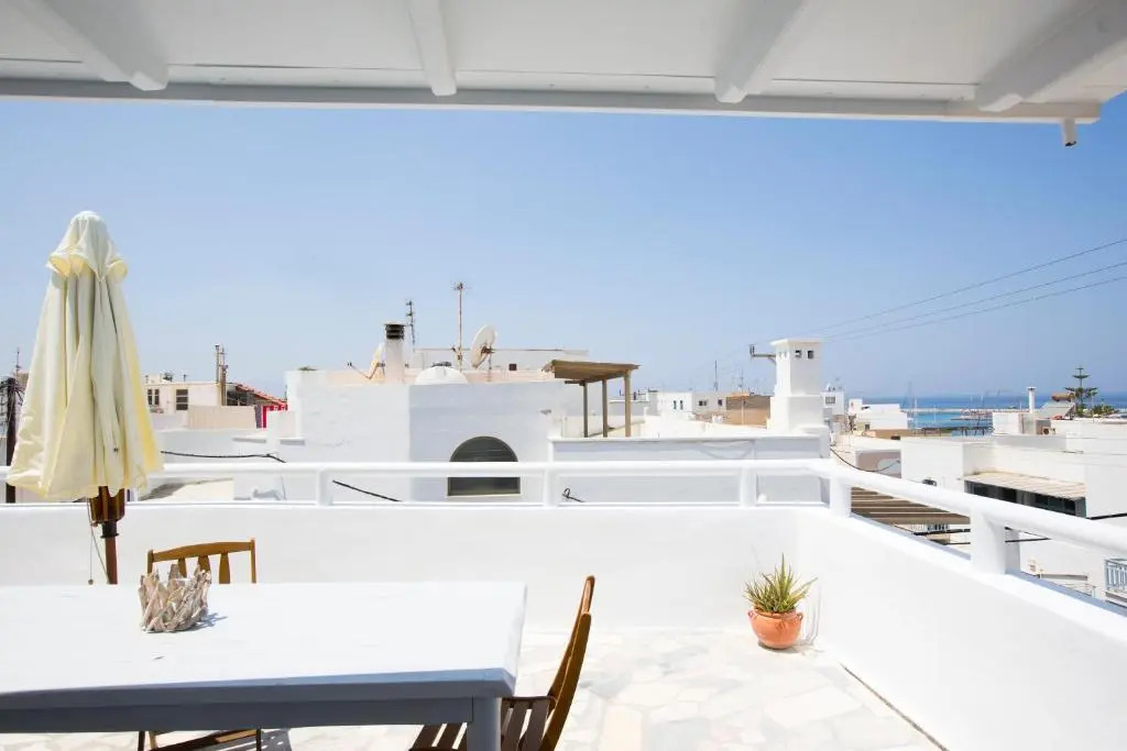 Naxos Center Houses