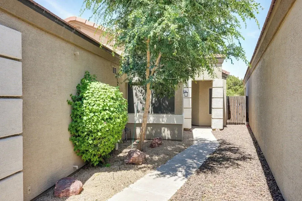Phoenix Home on Golf Course: Pool & Hot Tub Access