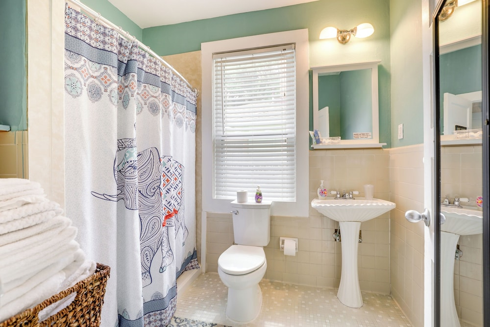 Pet-friendly St Augustine Home: Steps to Downtown!