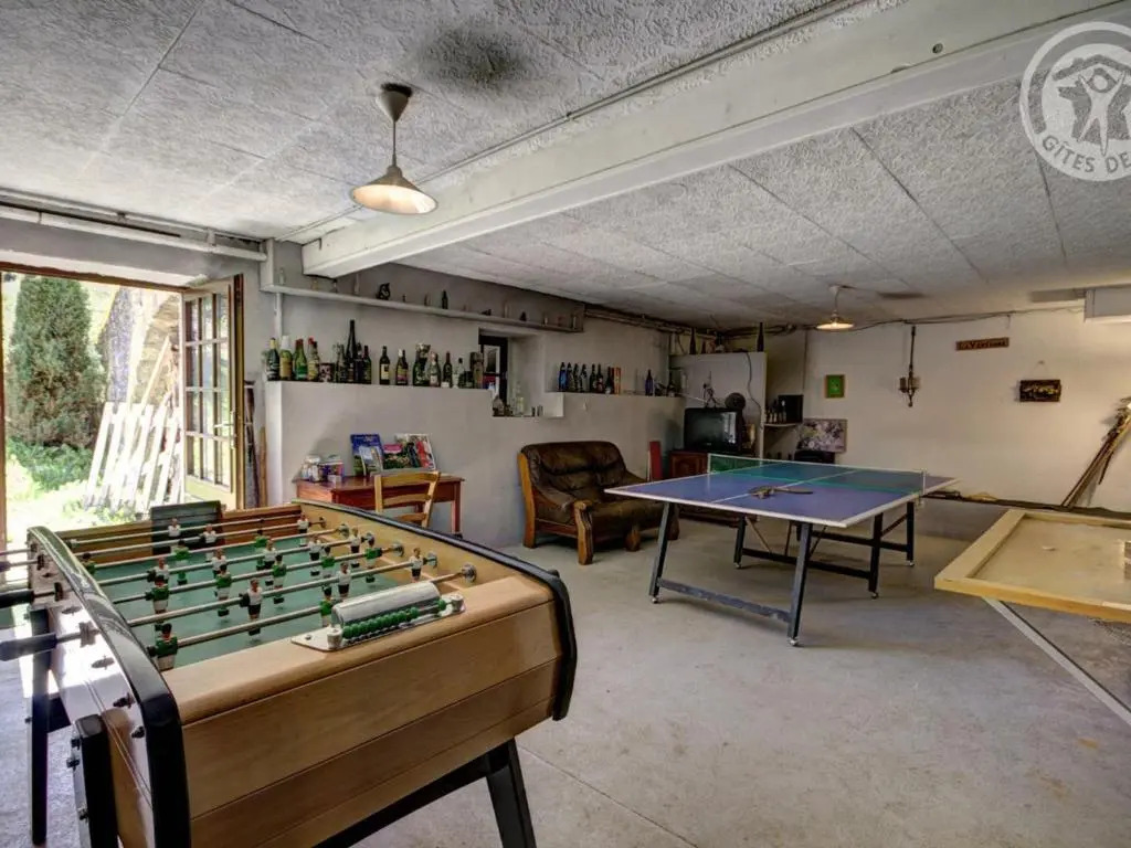 Gîte authentique avec cheminée, animaux admis et WiFi en bordure de forêt - FR-1-496-127