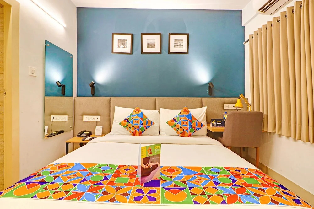 OYO 78582 SilverKey Hotel Mayfair Tower