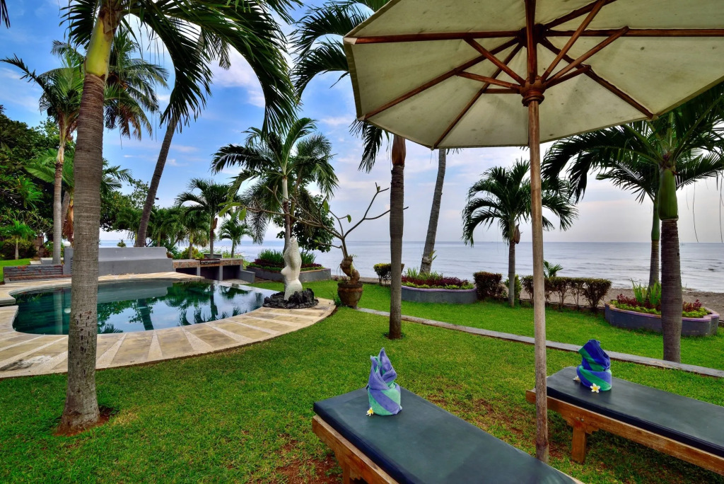 Dolphin Beach Bali