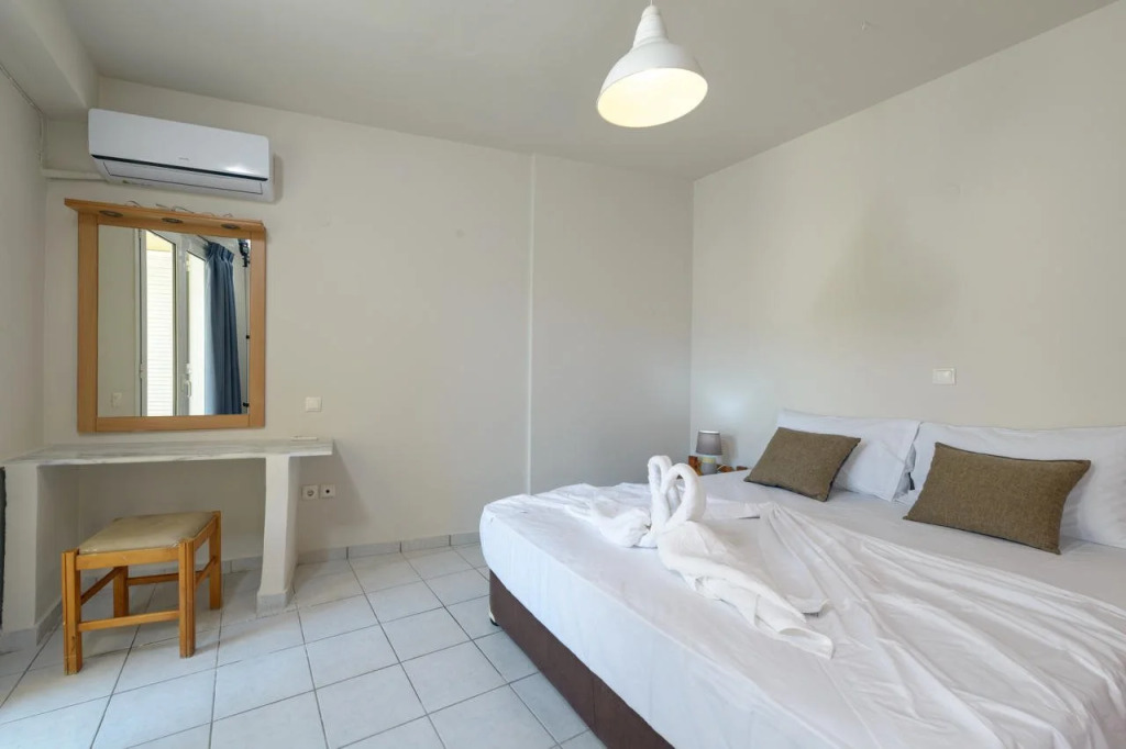 CHC Ares Apartment