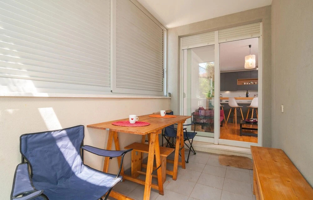 Amazing Apartment in Stari Grad With Wifi and 1 Bedrooms