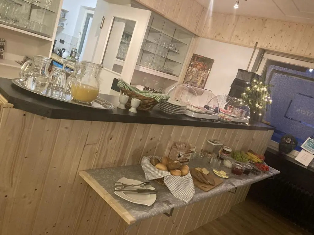 Bed & Breakfast Weisser Stein