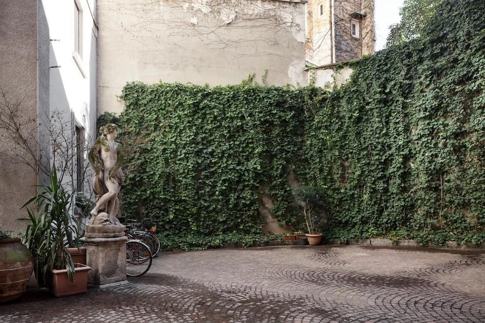 Volta Apartment
