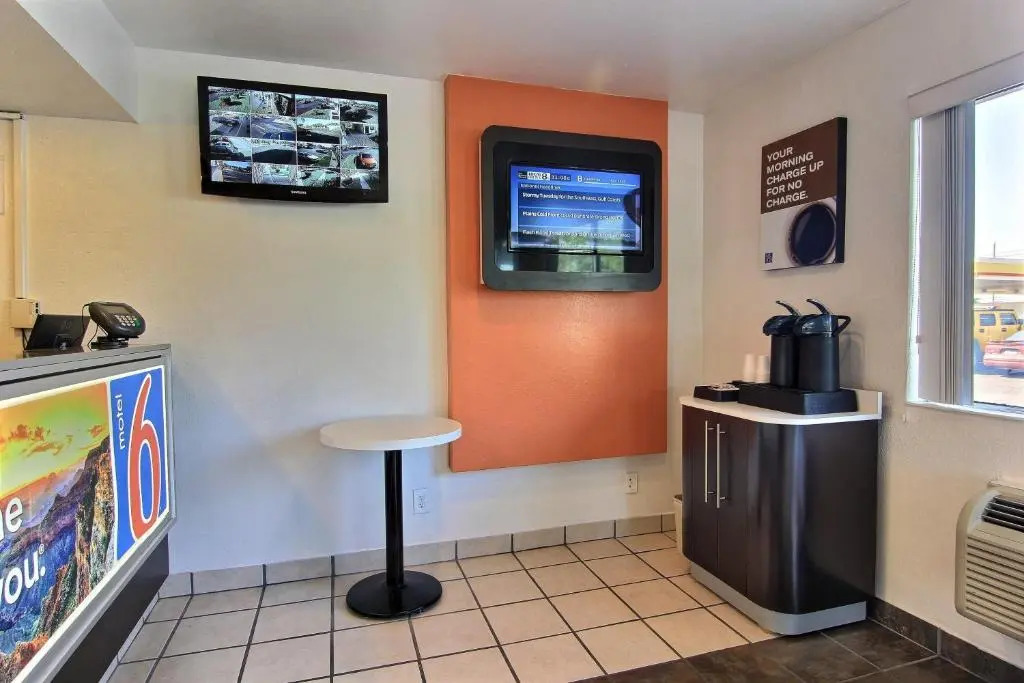 Motel 6-Austin, TX - North