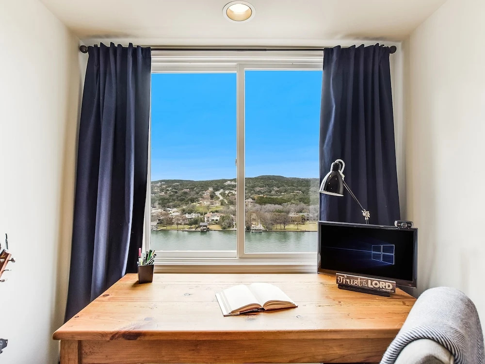 The Arrive Vista Estate Above Lake Austin 5 Bedroom Home