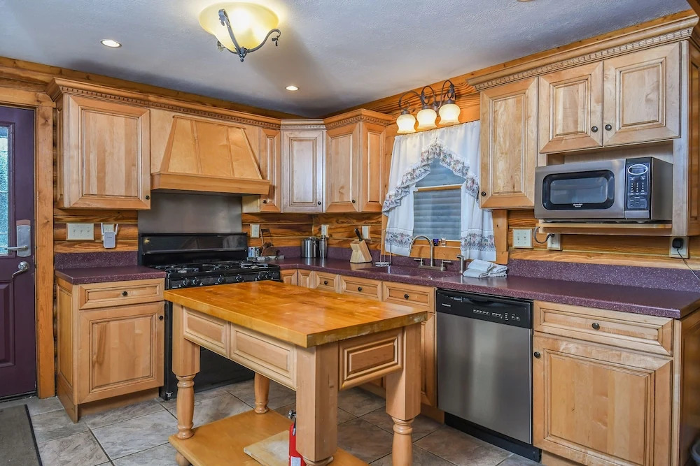 Streamside 4 Bedroom House