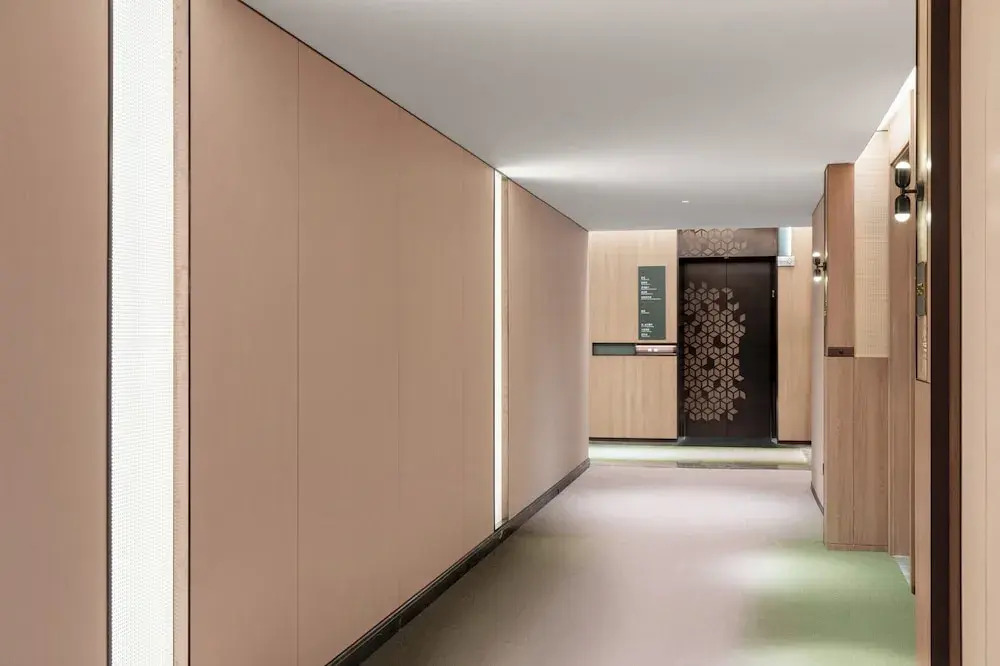 Holiday Inn & Suites Shanghai Changfeng by IHG