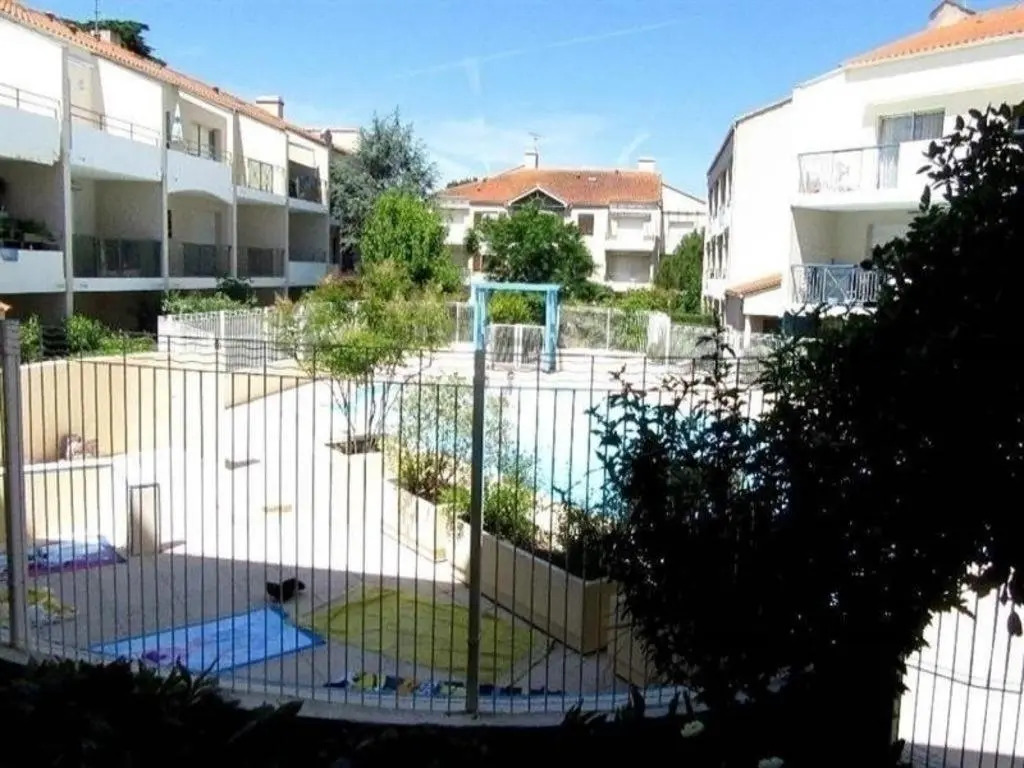 Parc de la Bigeonnière 2 pièces Piscine centre ville et à 800m de la mer